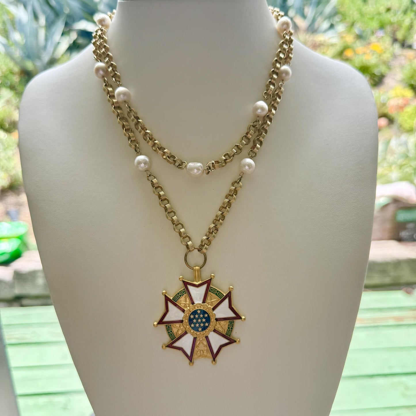 Vintage Patriotic Medal Necklace, Freshwater Pearl Chain Necklace.Handmade