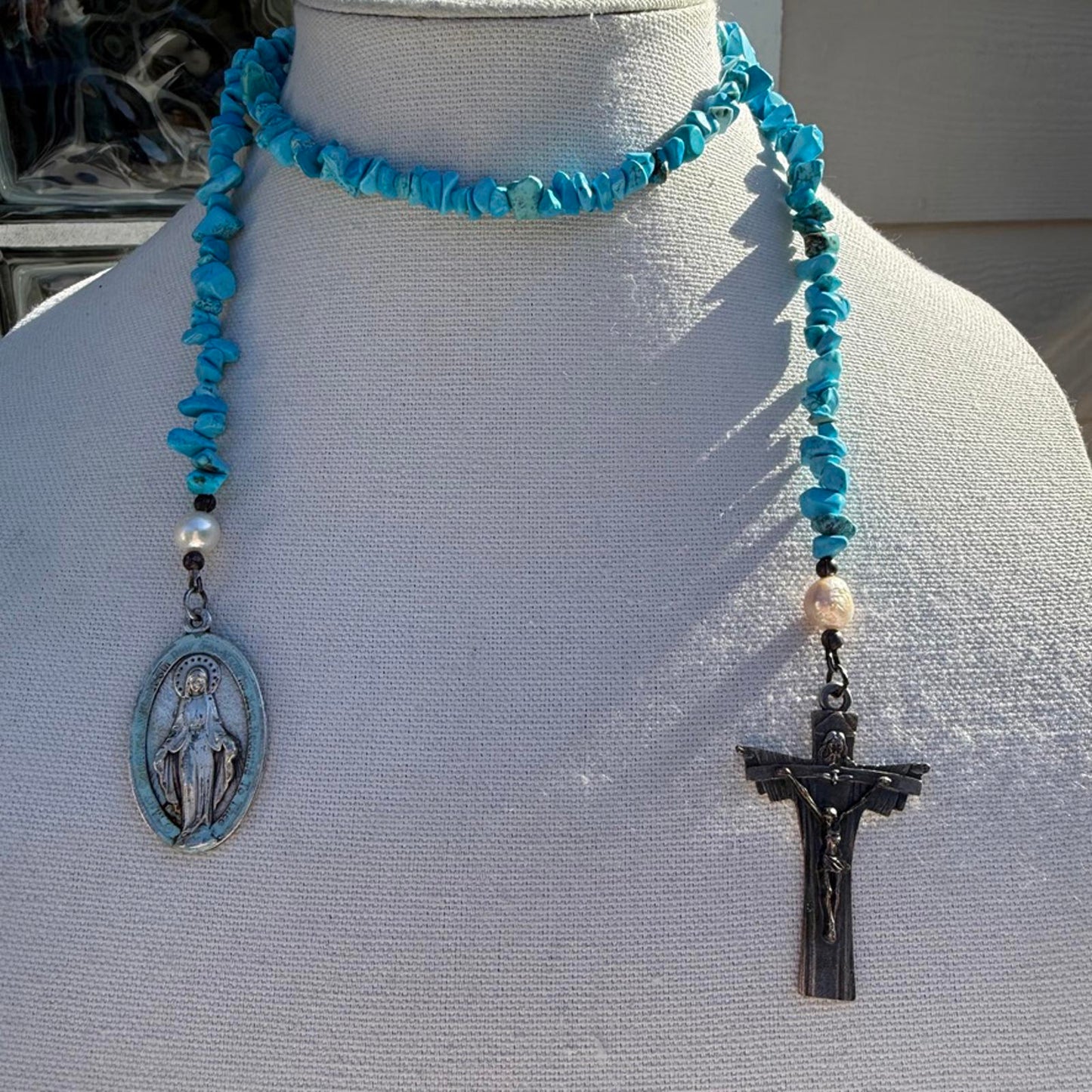 Turquoise/Howlite Lariat Necklace. Pearls. Vintage Religious Pendant Necklace.