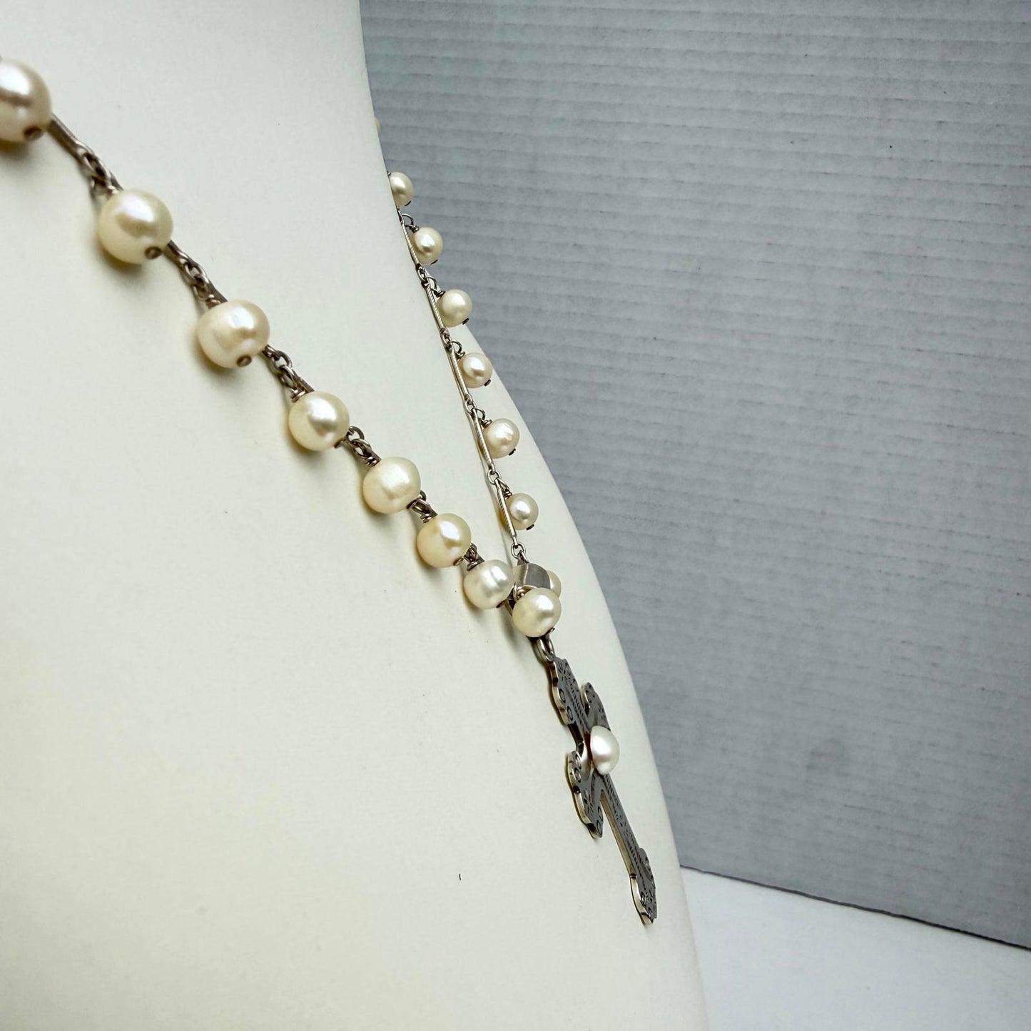 Vintage Sterling Silver Cross Necklace with Pearl Center Pendant.