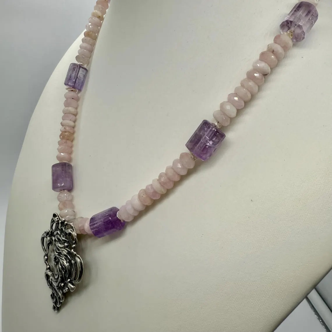 Vintage Art Nouveau Pendant Necklace. Sterling Silver Amethyst Rose Quartz Freshwater Pearls Necklace.