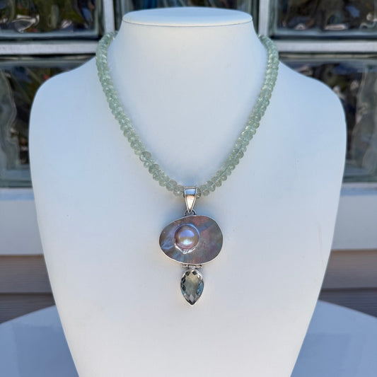 Vintage Green Amethyst & Mabé Pearl Pendant Necklace. Sterling Silver Setting.