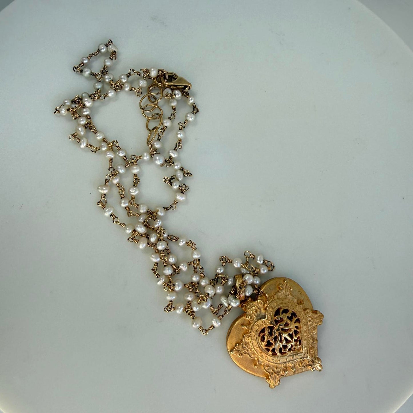 Vintage Style Heart. Gold tone Pendant. Freshwater Pearl Necklace