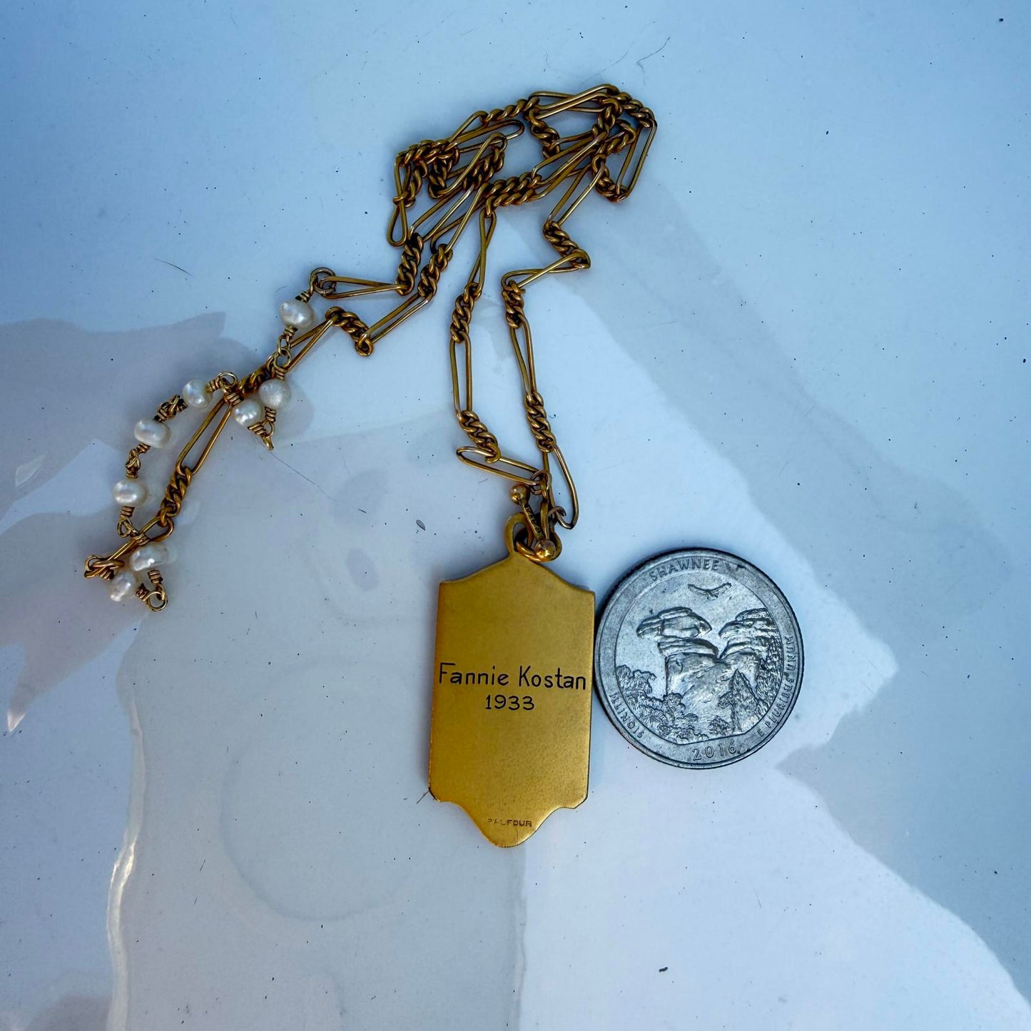 Vintage American Legion Auxiliary Citizenship Award Medal Pendant Vintage chain