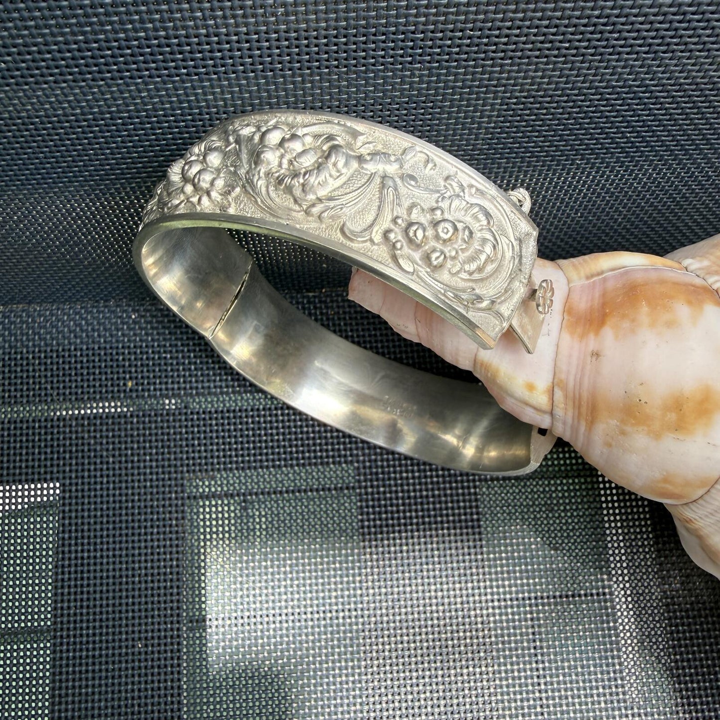Vintage Mid Century Sterling Silver Cuff Bracelet. Rosas de Portugal Bangle.