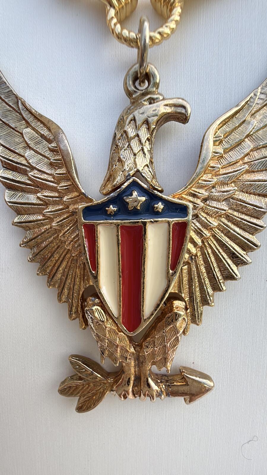 Vintage Patriotic American Eagle Pendant. Freshwater Pearl Necklace