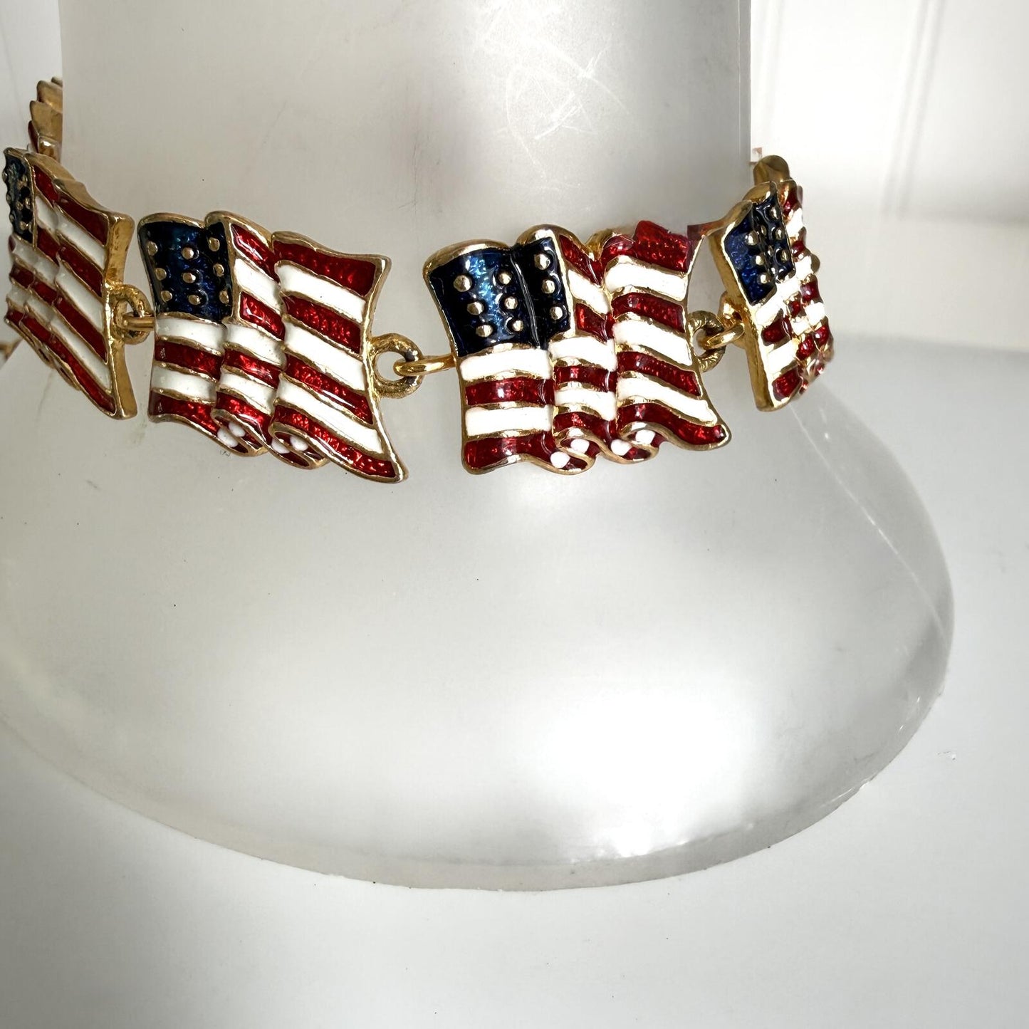 Vintage Patriotic American Flag Bracelet | Red White Blue Enamel Link Bracelet.
